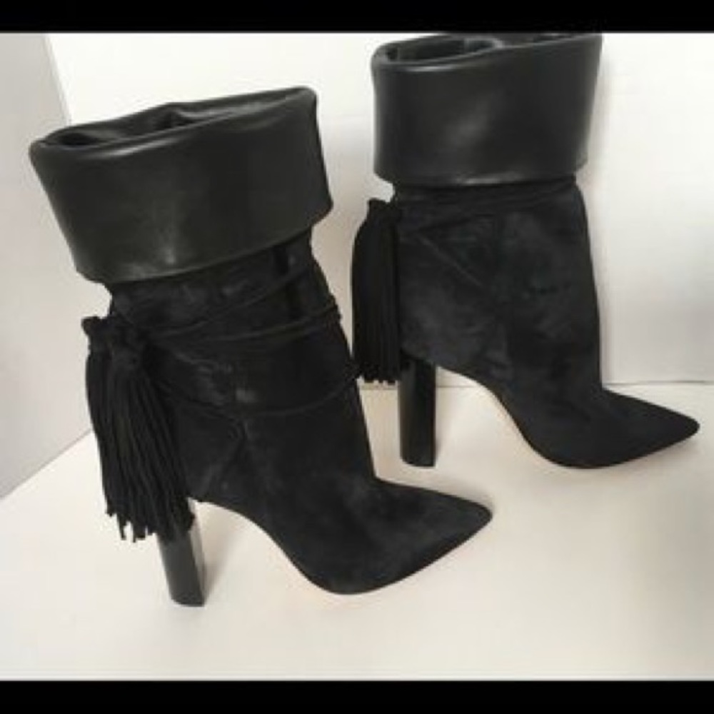 Saint Laurent booties!